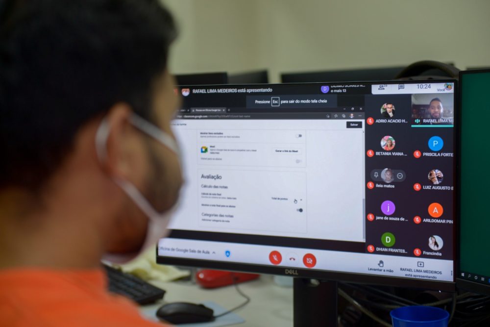 Prefeitura capacita educadores com o Google Classroom para melhoria de aulas remotas Prefeitura capacita educadores com o Google Classroom para melhoria de aulas remotas