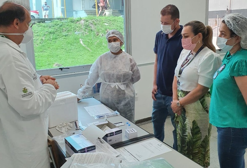 Profissionais recebem treinamento para aplica&ccedil;&atilde;o do teste RT-PCR