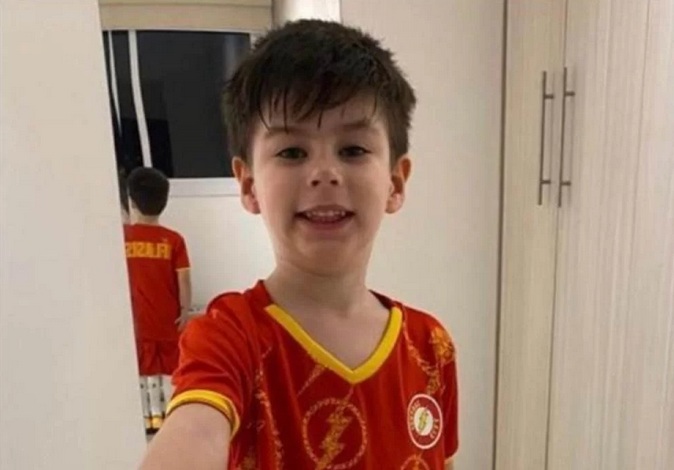 Babá diz que mãe de Henry pediu para mentir sobre agressão ao filho morto Babá diz que mãe de Henry pediu para mentir sobre agressão ao filho morto