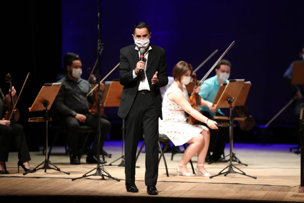 OCA apresenta obras de Mozart, Piazzolla e Gardel em live dos Corpos Art&iacute;sticos