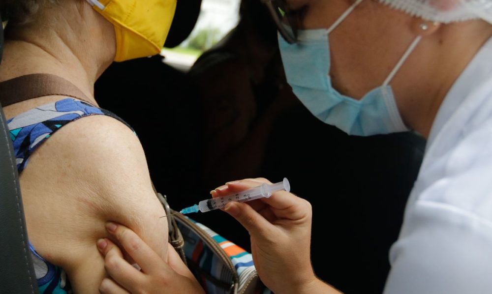 Brasil terá em maio 4 milhões de doses do Covax Facility Brasil terá em maio 4 milhões de doses do Covax Facility