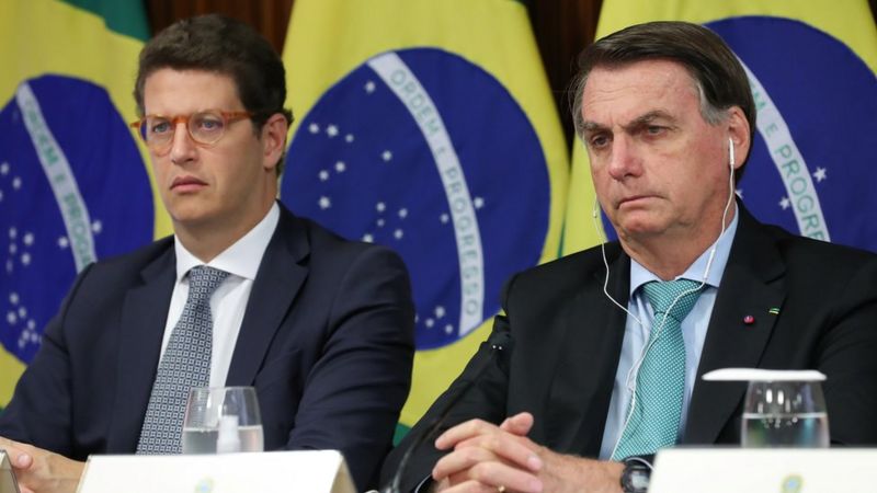 Pressionado, Bolsonaro promete na Cúpula do Clima dobrar recursos para repressão ao desmatamento Pressionado, Bolsonaro promete na Cúpula do Clima dobrar recursos para repressão ao desmatamento