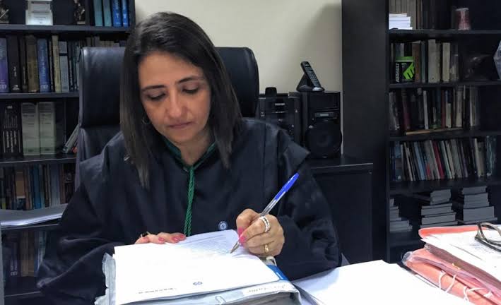 Justi&ccedil;a fiscaliza vacinas e nega vencimento ou reten&ccedil;&atilde;o de doses no Amazonas