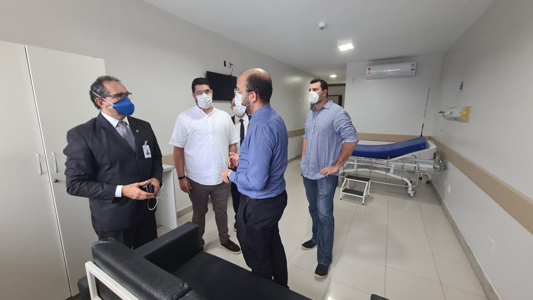 Gest&atilde;o David Almeida retoma servi&ccedil;os do Manausmed para atendimentos de urg&ecirc;ncia e emerg&ecirc;ncia