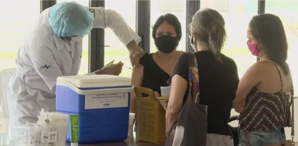 Brasil est&aacute; em 56&ordm; no ranking global e 5&ordm; no total de doses