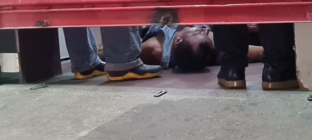 Duplo homic&iacute;dio acontece em frente &agrave; mercadinho no S&atilde;o Jorge; homens bebiam no local