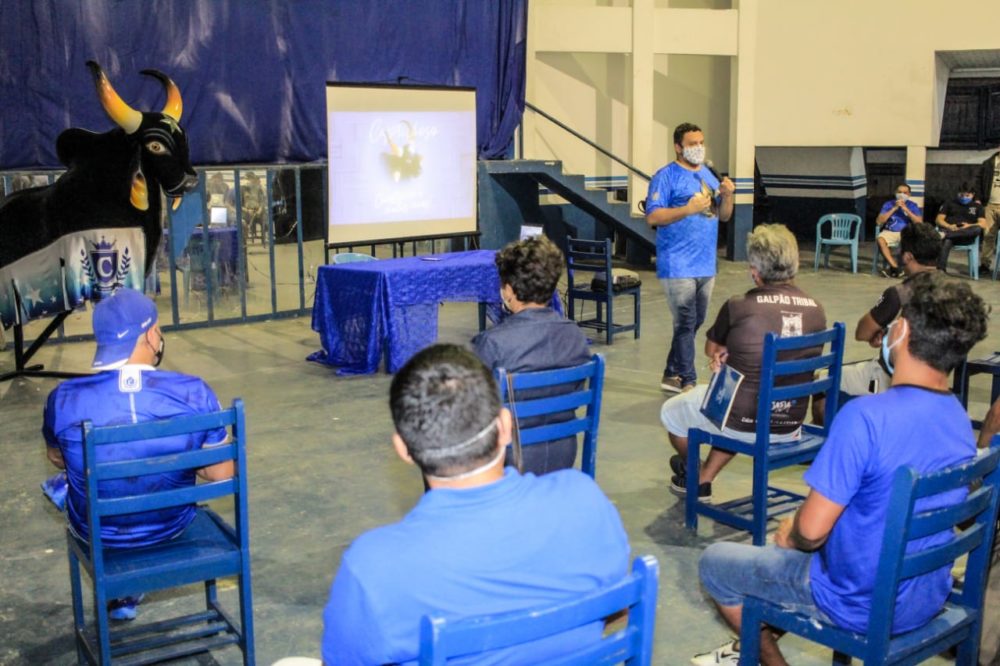 Caprichoso ajuda artistas na elaboração de projetos culturais alternativos Caprichoso ajuda artistas na elaboração de projetos culturais alternativos