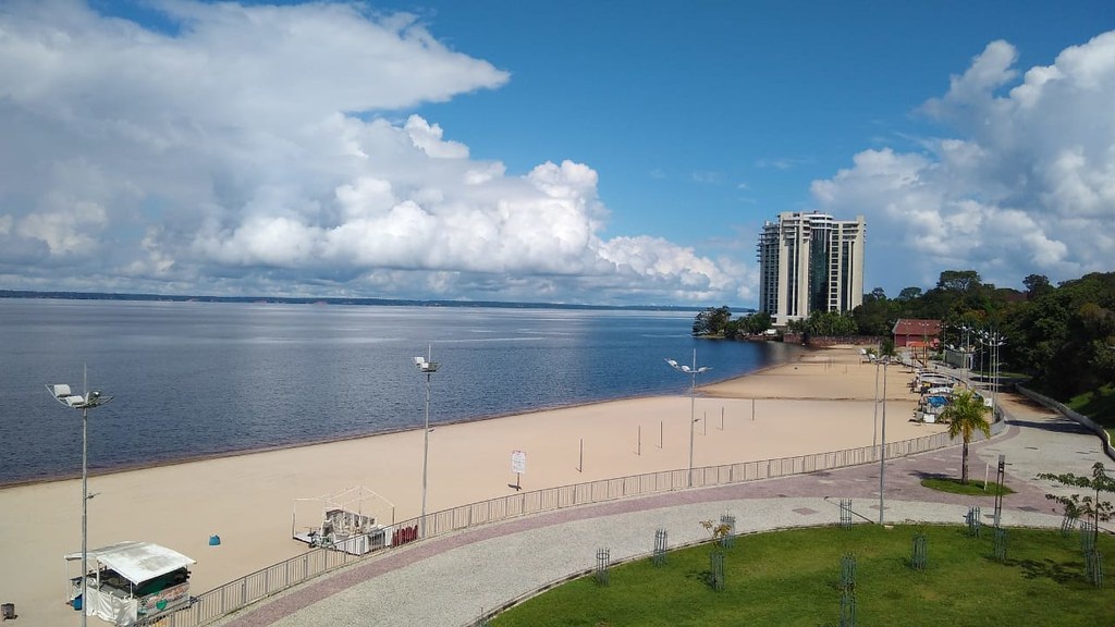 Com reabertura, Prefeitura de Manaus reforça atenção às normas de uso na Ponta Negra durante pandemia Com reabertura, Prefeitura de Manaus reforça atenção às normas de uso na Ponta Negra durante pandemia