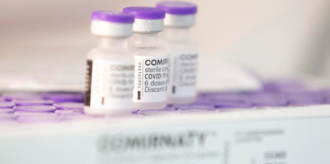 Fiocruz prevê atingir marca de 30 milhões de doses entregues ao MS Fiocruz prevê atingir marca de 30 milhões de doses entregues ao MS