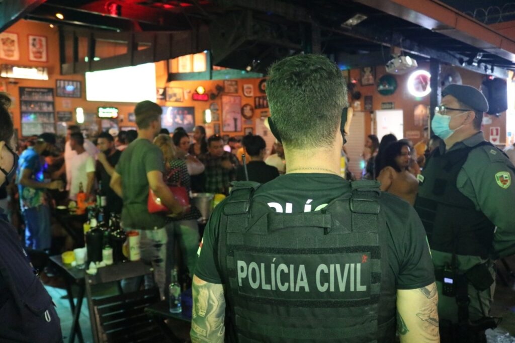 No AM, festas clandestinas na pandemia renderam mais de 500 deten&ccedil;&otilde;es