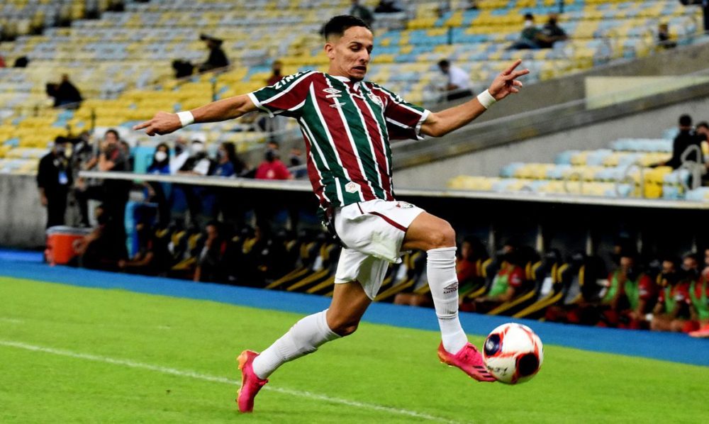 Primeiro Fla-Flu decisivo termina empatado em 1 a 1 Primeiro Fla-Flu decisivo termina empatado em 1 a 1
