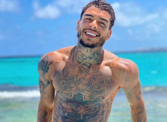 Polícia investiga se MC Kevin tentou pular para piscina de hotel; ele morreu ao cair do 5º andar Polícia investiga se MC Kevin tentou pular para piscina de hotel; ele morreu ao cair do 5º andar