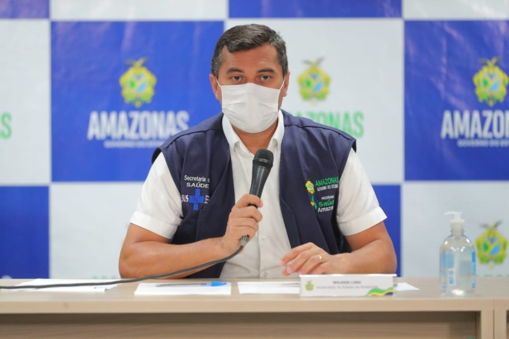 Governo antecipa pagamento da primeira parcela do 13º salário e injeta R$ 230 milhões na economia Governo antecipa pagamento da primeira parcela do 13º salário e injeta R$ 230 milhões na economia