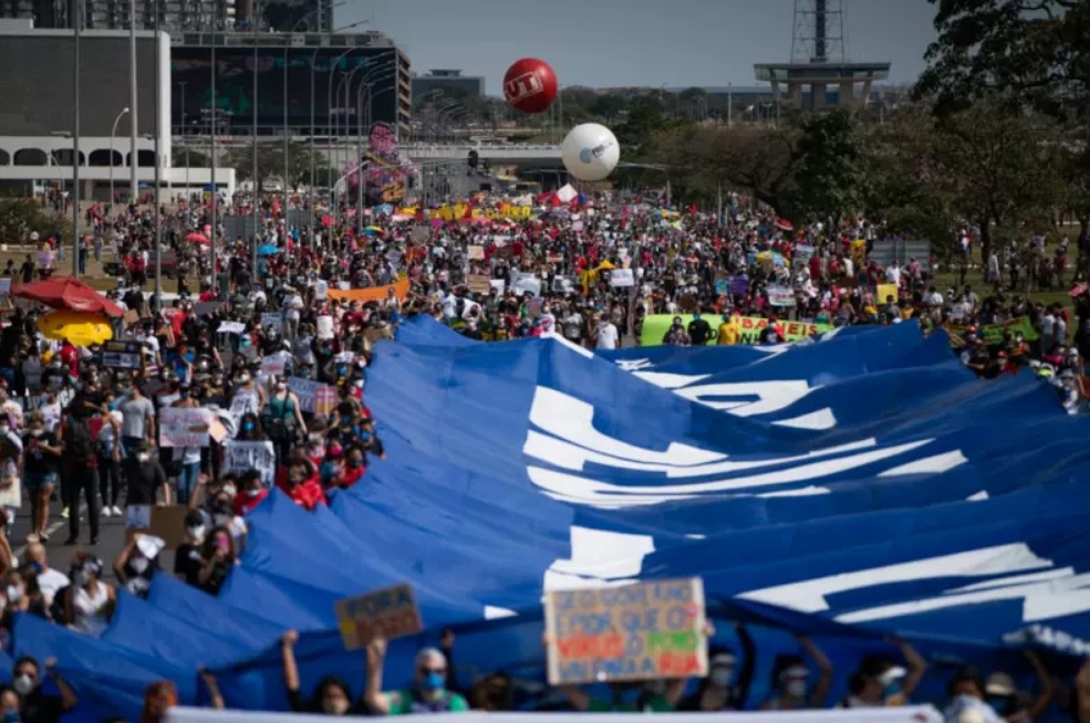 Manifestantes participam de atos contra Governo Jair Bolsonaro Manifestantes participam de atos contra Governo Jair Bolsonaro