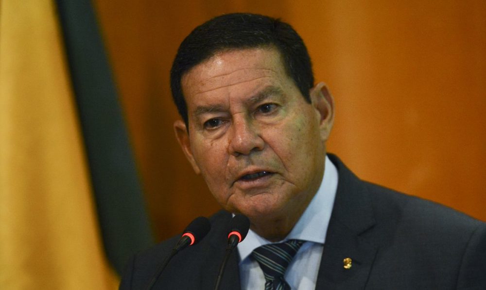 Mourão: Brasil caminha para independência na produção de vacinas Mourão: Brasil caminha para independência na produção de vacinas