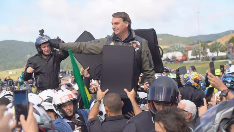 Doria multa Bolsonaro por n&atilde;o usar m&aacute;scara em manifesta&ccedil;&atilde;o em SP