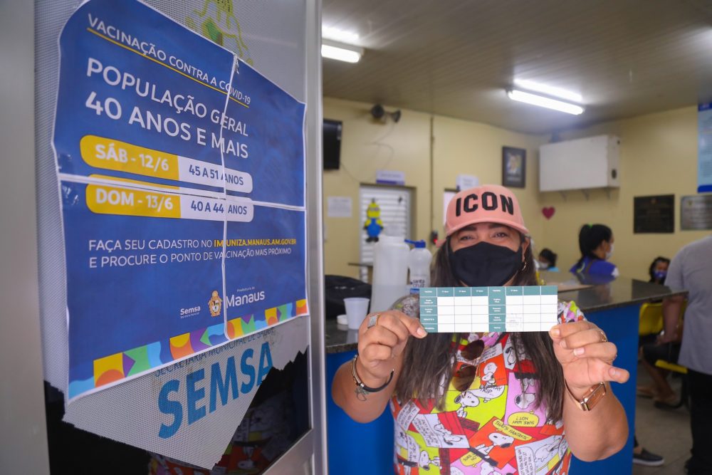 Após viradão, vacinação terá pausa nesta segunda-feira. Calendário será anunciado na semana Após viradão, vacinação terá pausa nesta segunda-feira. Calendário será anunciado na semana