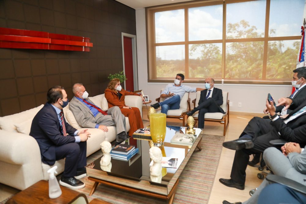 David Almeida anuncia alargamento de trecho da Ephig&ecirc;nio Salles e constru&ccedil;&atilde;o de passarela