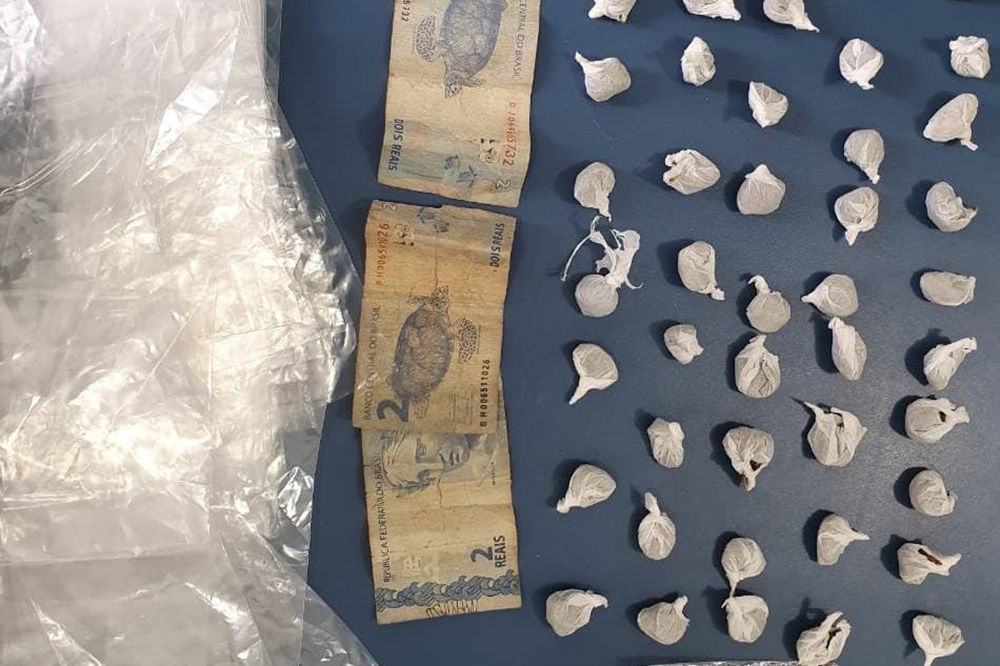 Operação “Terruã” prende 11 pessoas envolvidas com o tráfico de drogas em Pauini Operação “Terruã” prende 11 pessoas envolvidas com o tráfico de drogas em Pauini