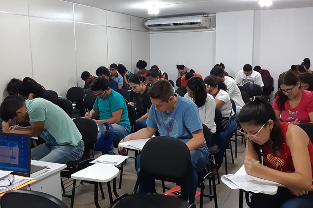 Centec lança concurso de bolsas com até 100% de desconto para cursos profissionalizantes Centec lança concurso de bolsas com até 100% de desconto para cursos profissionalizantes