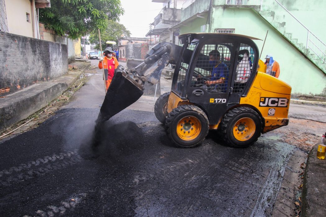 'Asfalta Manaus' avança com a revitalização das ruas da capital 'Asfalta Manaus' avança com a revitalização das ruas da capital