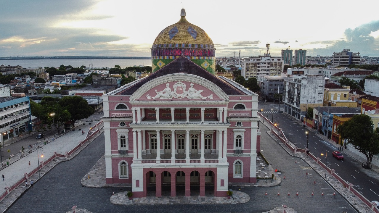 P&uacute;blico volta a visitar os espa&ccedil;os culturais na capital