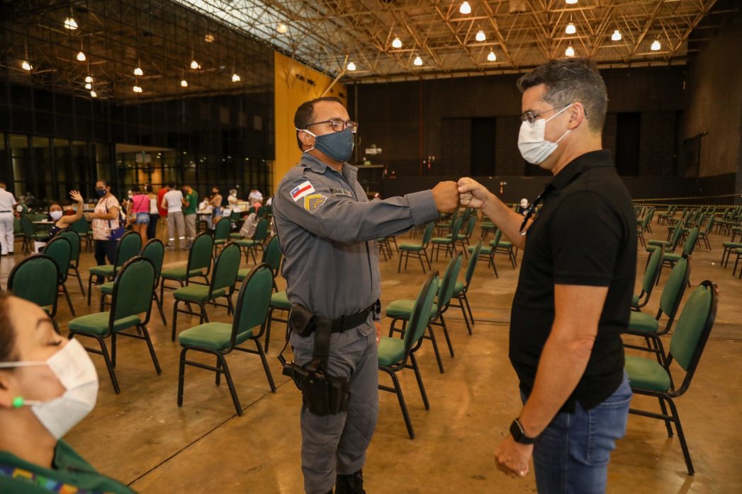 David Almeida convoca popula&ccedil;&atilde;o a procurar postos de vacina&ccedil;&atilde;o da capital