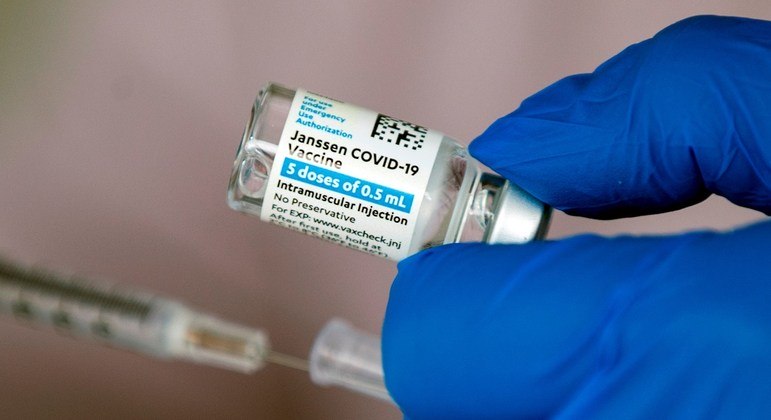Uma dose da vacina da Janssen é ineficaz contra variante Delta, diz estudo Uma dose da vacina da Janssen é ineficaz contra variante Delta, diz estudo
