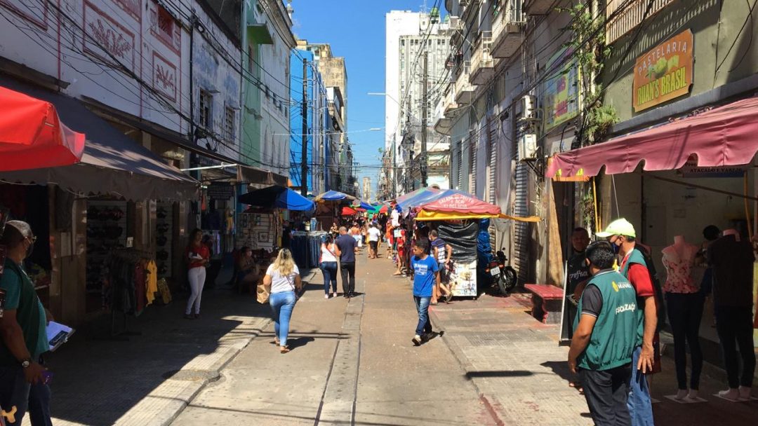 Prefeitura faz ação de fiscalização para ordenamento urbano na Marechal Deodoro Prefeitura faz ação de fiscalização para ordenamento urbano na Marechal Deodoro