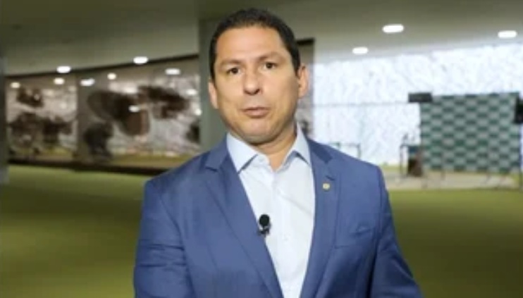 Marcelo Ramos diz que passou da hora de 'colocar limite' em postura de Bolsonaro Marcelo Ramos diz que passou da hora de 'colocar limite' em postura de Bolsonaro