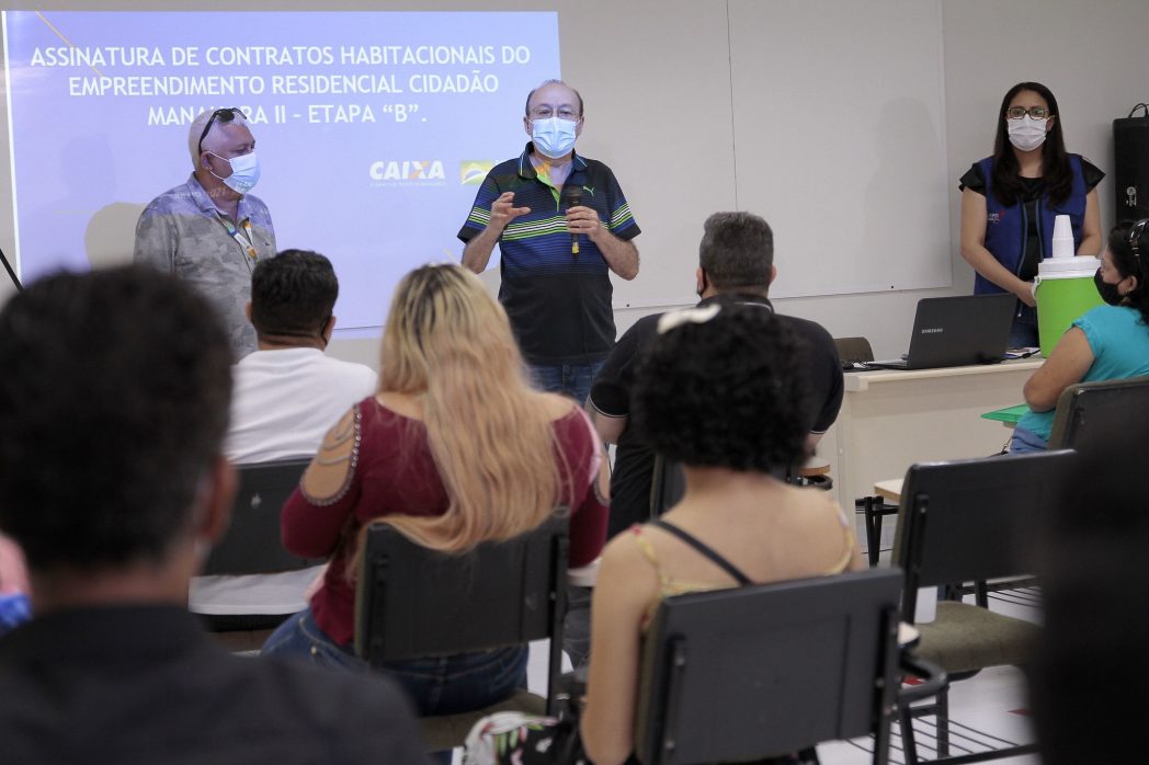Prefeitura de Manaus monta serviço para atualizar cadastros no sistema de Habitação