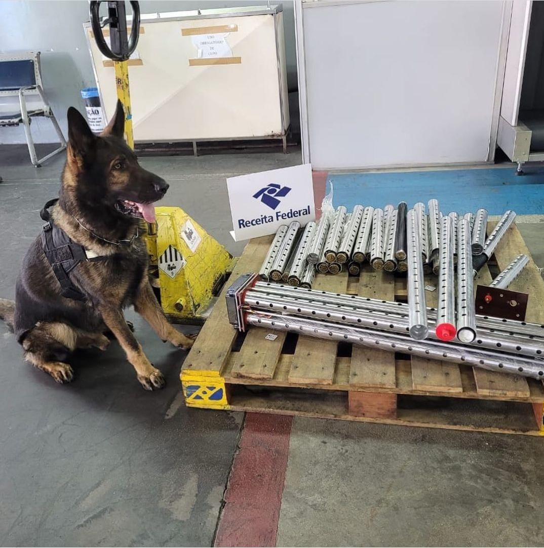 Odin encontra 120kg de drogas em peças de piscinas no aeroporto de Manaus
