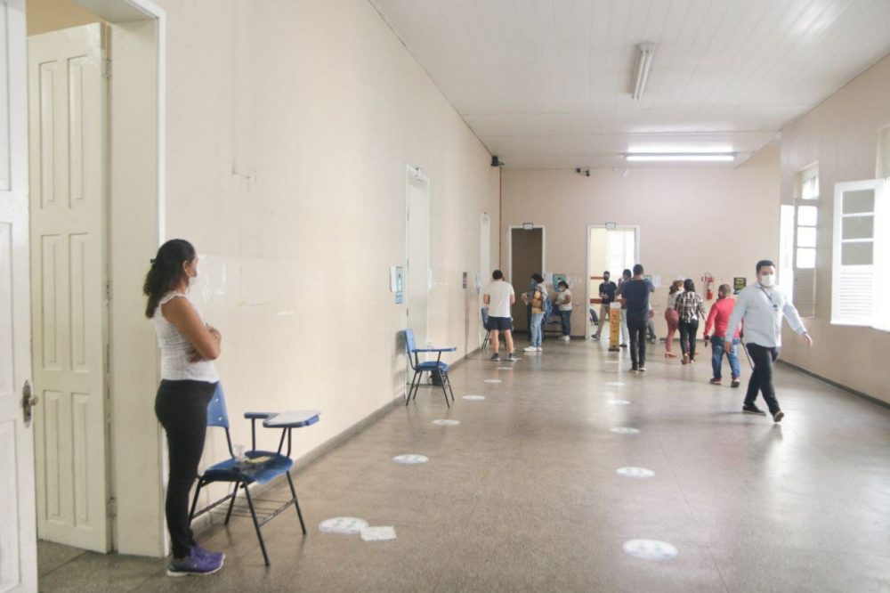 Concurso do TCE-AM registra mais de 3,9 mil faltosos; 8,6 mil candidatos realizarão a 2ª etapa na quarta (25)