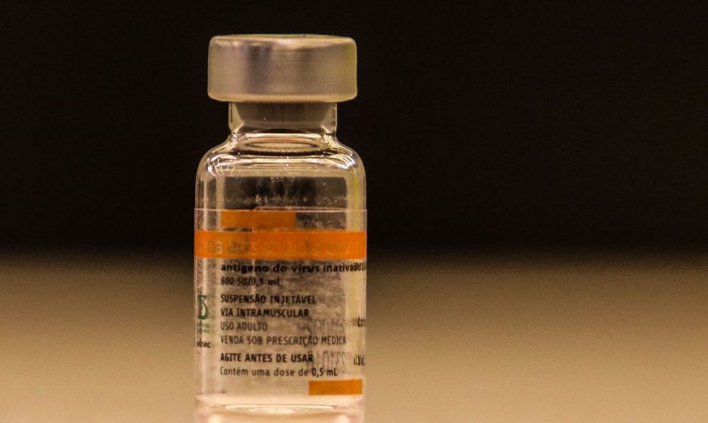 SP recebe matéria-prima para 7 milhões de doses da CoronaVac
