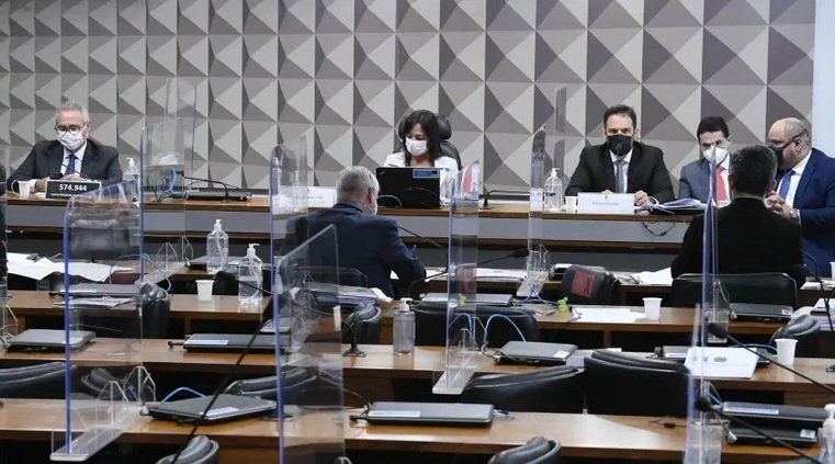 Lista de investigados em CPI da Pandemia pode chegar a 40 nomes