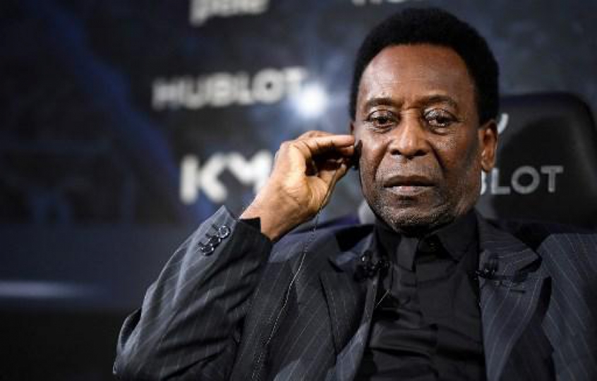 Pelé afirma ter feito cirurgia no cólon para remover tumor