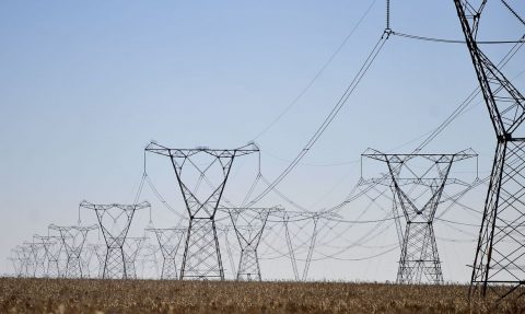 Governo viabiliza R$ 3,35 bilhões em investimentos para construção de linhas de transmissão