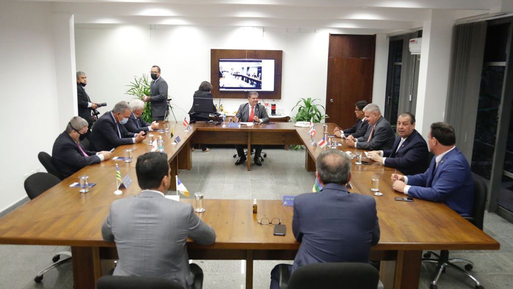 Senador Omar se reúne com bancada do PSD sobre a PEC da Reforma Eleitoral