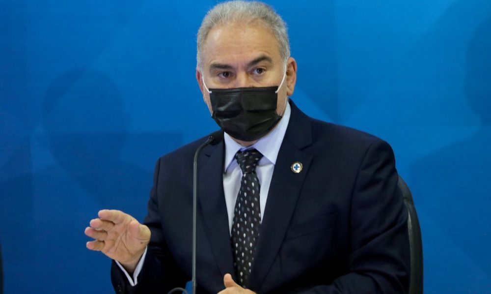 Saúde vai abolir intervalo para vacinação contra Covid e gripe