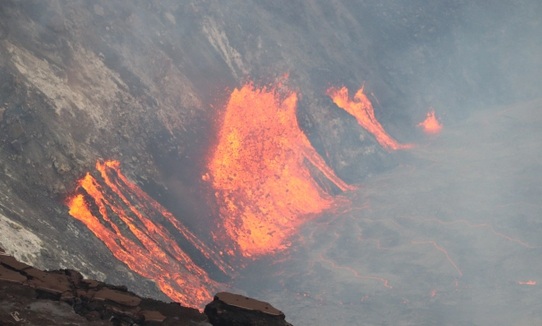 Vulcão Kilauea volta a entrar em erupção no Havaí