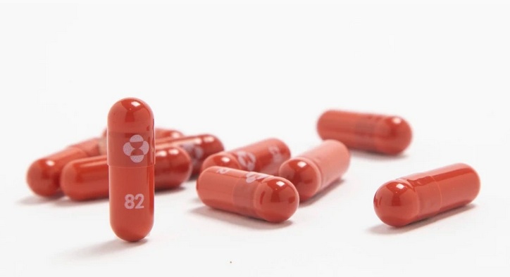 Merck diz que sua pílula contra Covid-19 reduz em 50% risco de internação e morte