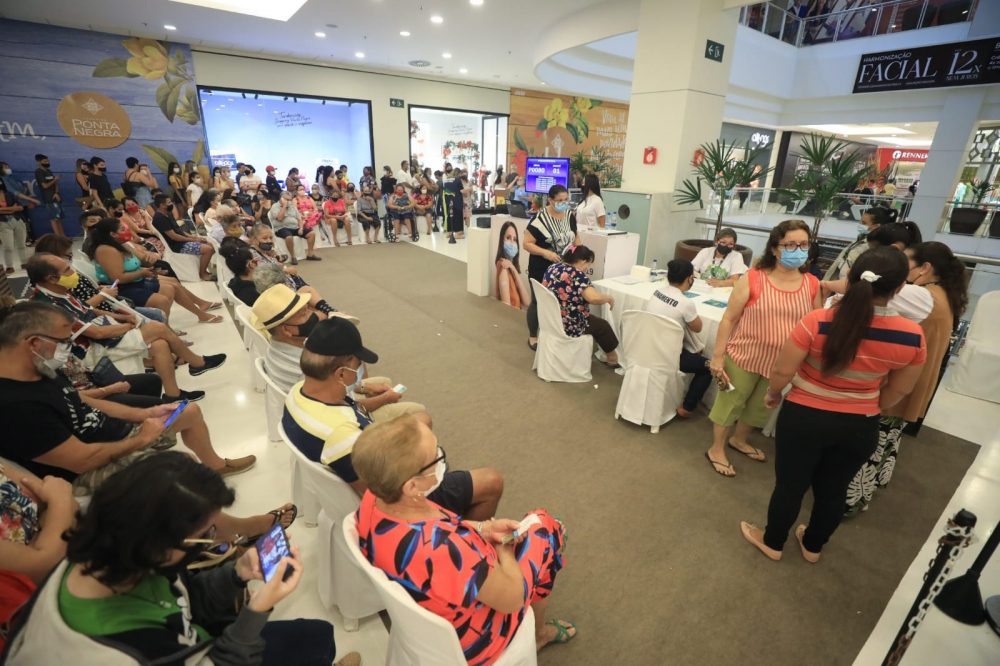 Amazonas retoma aplicação de doses em shoppings centers nesta quinta (11/11)