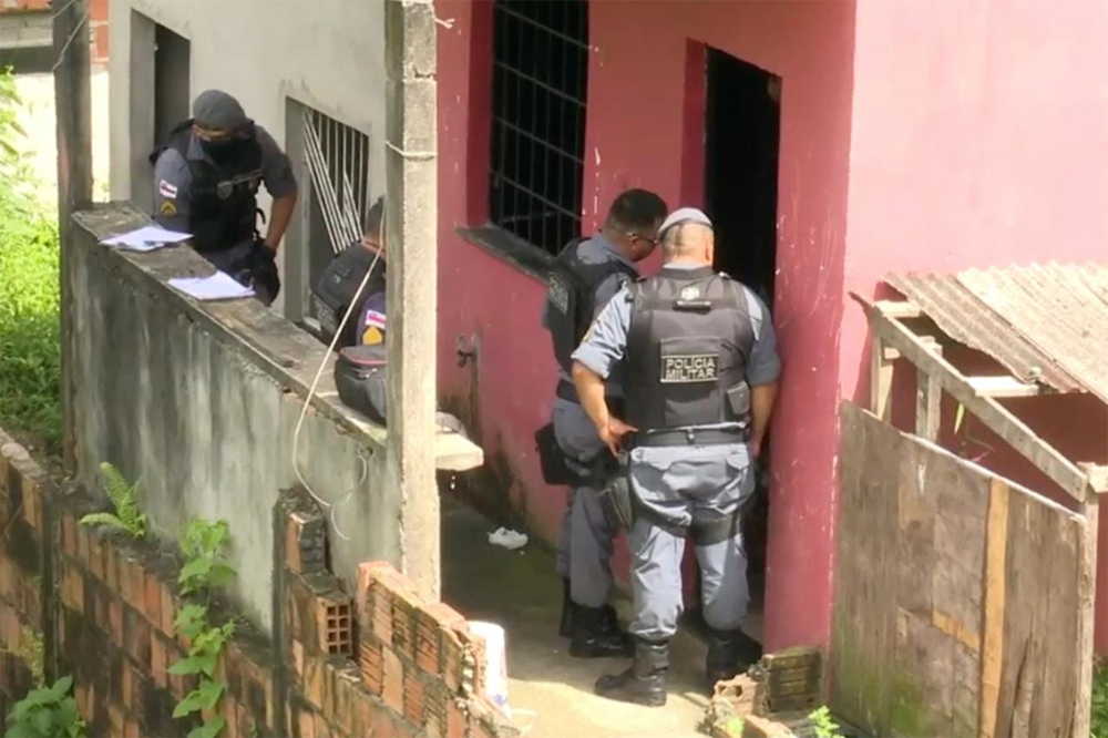 Jovem é morta a tiros em quitinete no Parque São Pedro; namorado é o principal suspeito Jovem é morta a tiros em quitinete no Parque São Pedro; namorado é o principal suspeito