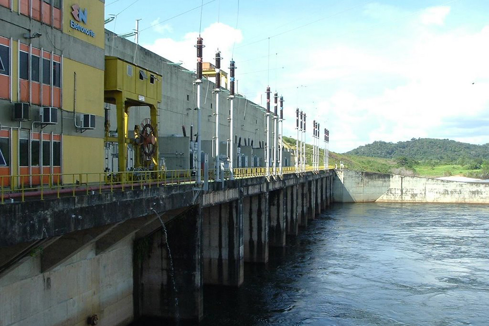 Acordo judicial garante apoio para atender famílias afetadas pela abertura das comportas da barragem de Balbina Acordo judicial garante apoio para atender famílias afetadas pela abertura das comportas da barragem de Balbina