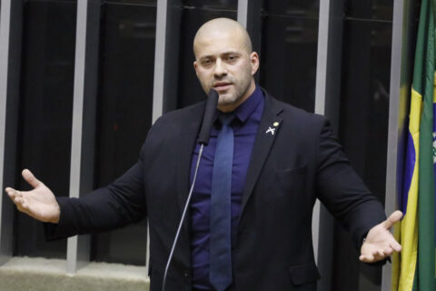 STF autoriza ex-deputado Daniel Silveira a fazer fisioterapia fora da prisão