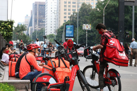 Brasil tem 32,5 milhões de trabalhadores informais, aponta IBGE