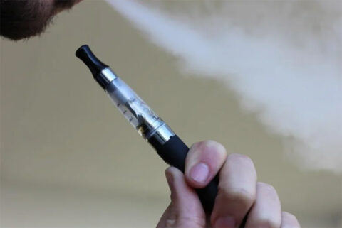 Anvisa publica resolução que proíbe cigarro eletrônico no Brasil