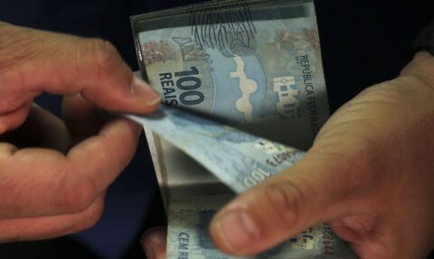 Prazo para envio de relatório de transparência salarial termina hoje