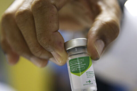 Brasil registra queda nos casos de vírus respiratórios e Influenza A