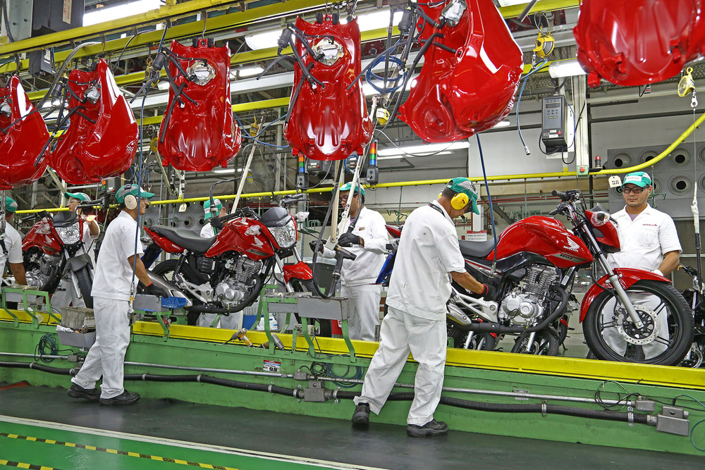 Fabricação de motos no Polo Industrial de Manaus